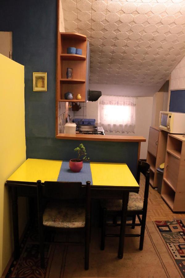 With Wifi - 12944 Apartment Pula